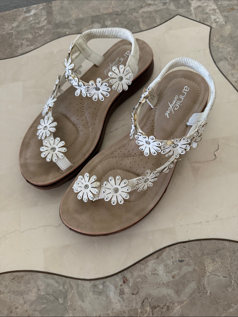 AnnieComfort sandals